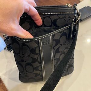 Classic Coach crossbody